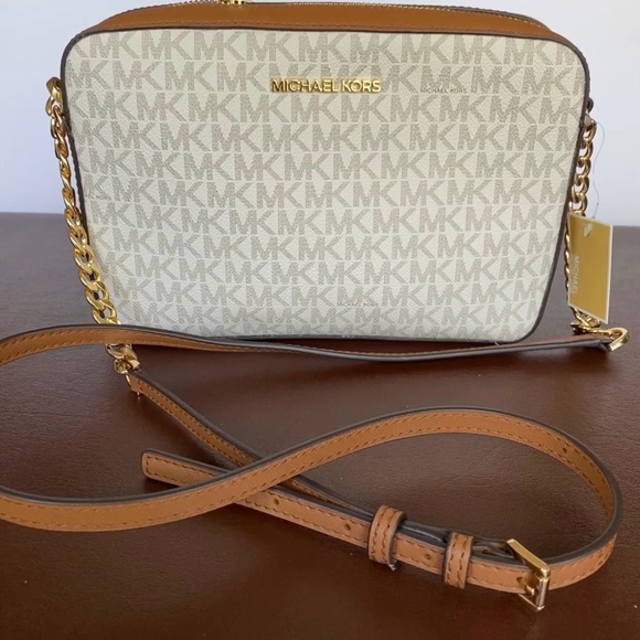 - MICHAEL KORS LG EW Crossbody jet set Vanil… - Picture 8 of 11